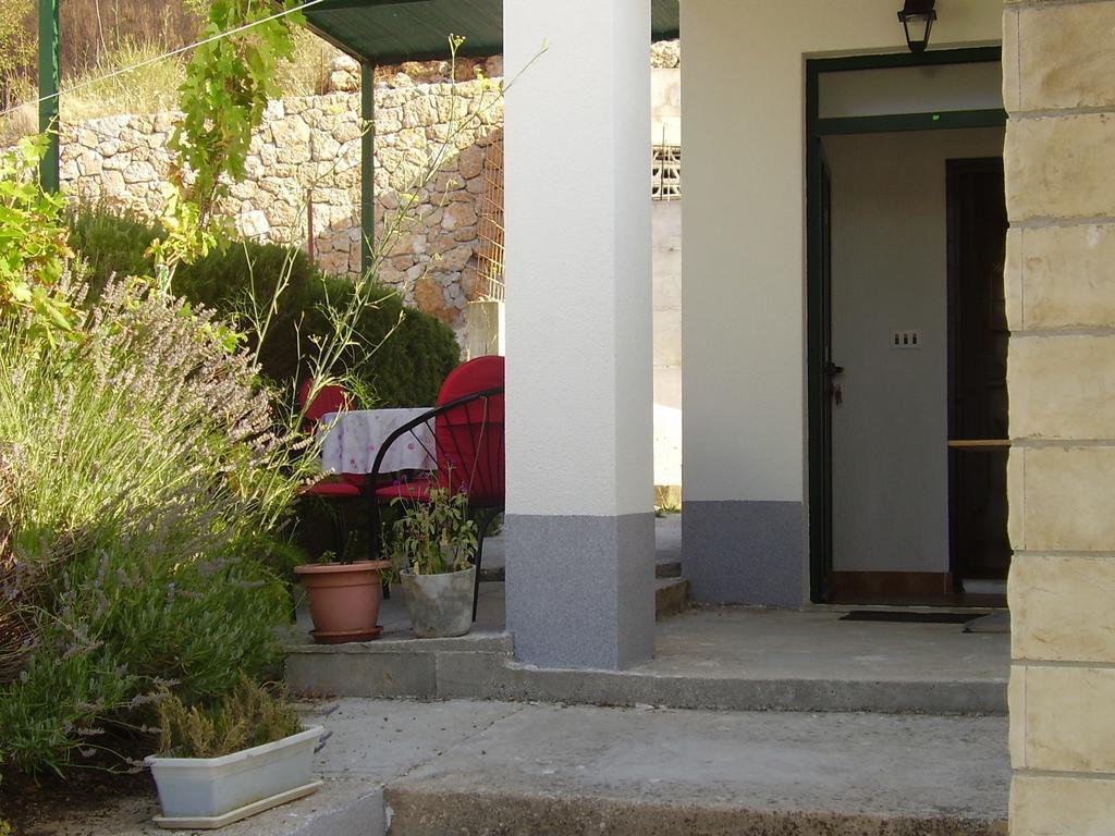 Petar Apartment Omiš Szoba fotó