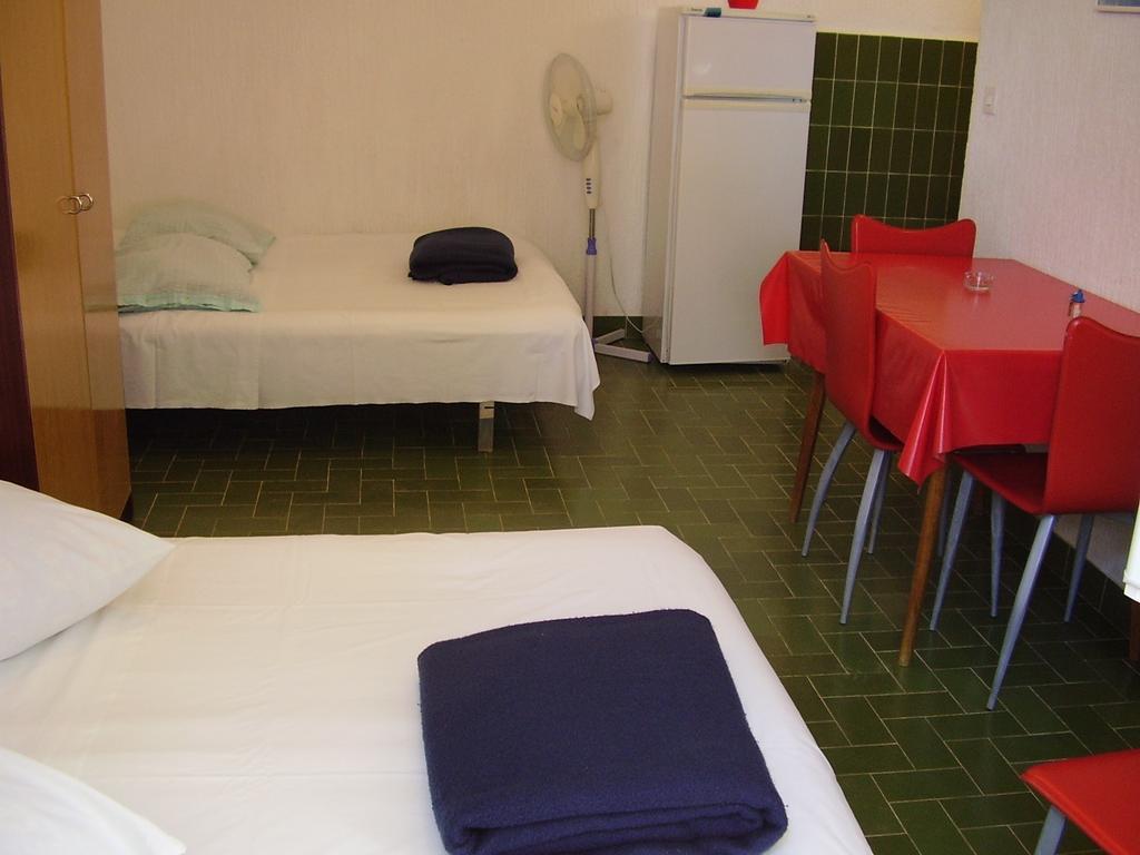 Petar Apartment Omiš Szoba fotó