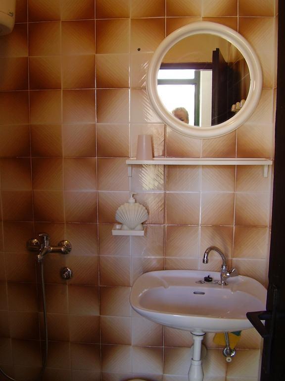 Petar Apartment Omiš Szoba fotó