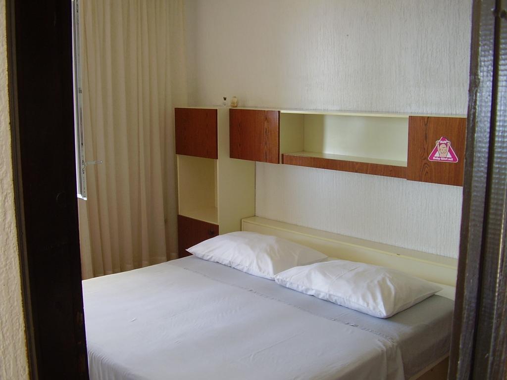 Petar Apartment Omiš Szoba fotó